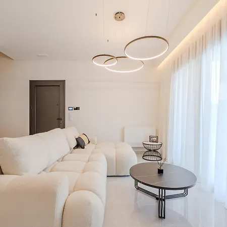 Villa Rosy Collection *